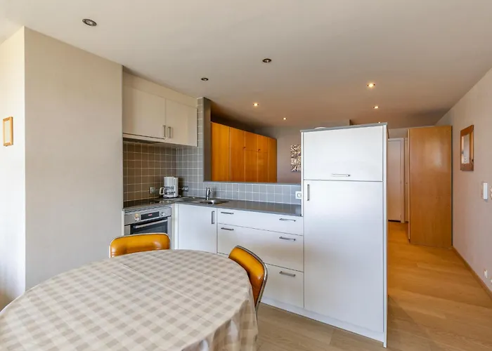 Maya 0302 * Nieuwpoort